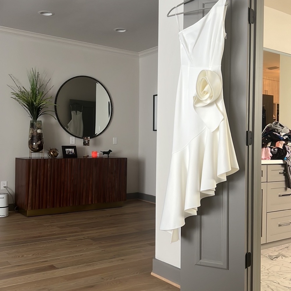 COPY - Offwhite Bridal Shower Dress with rose detail